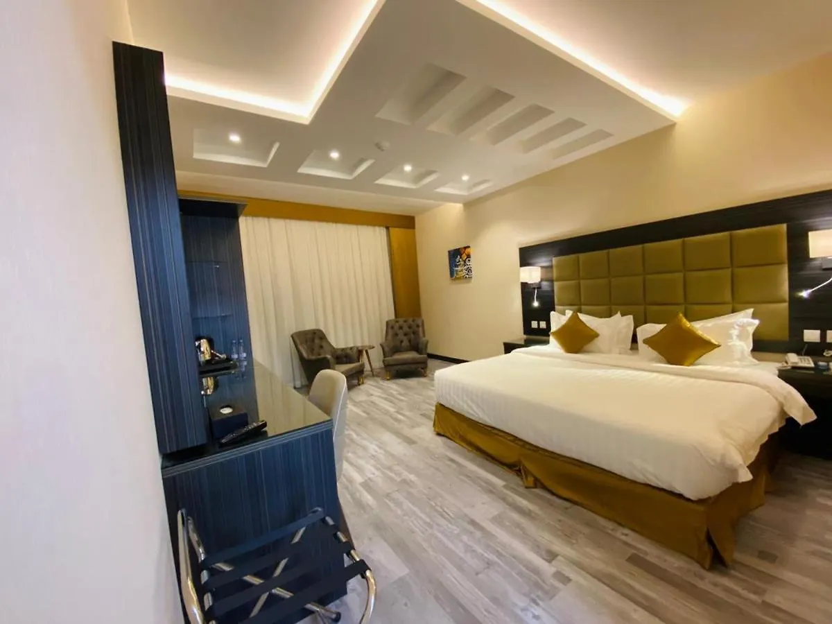 Y Platinum Hotel Medína