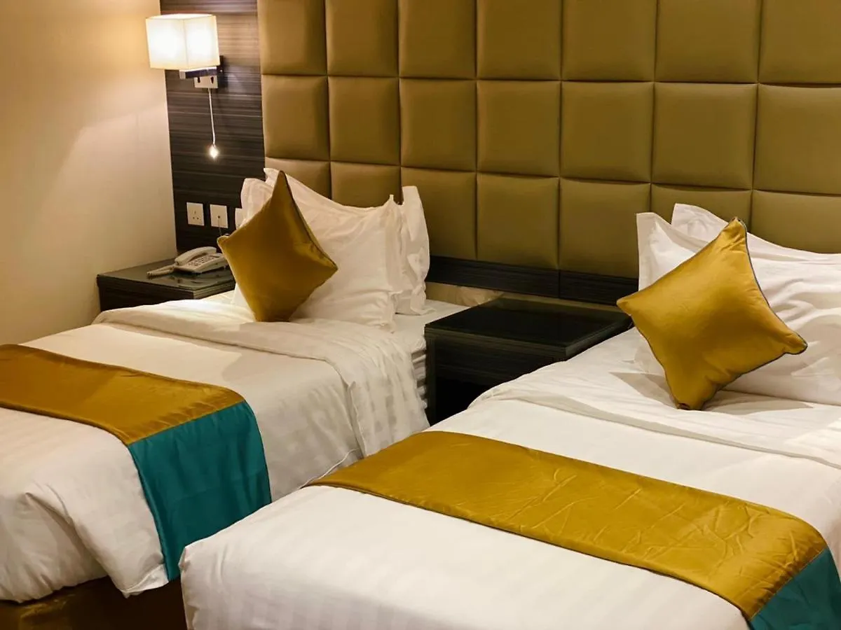 Y Platinum Hotel Medína