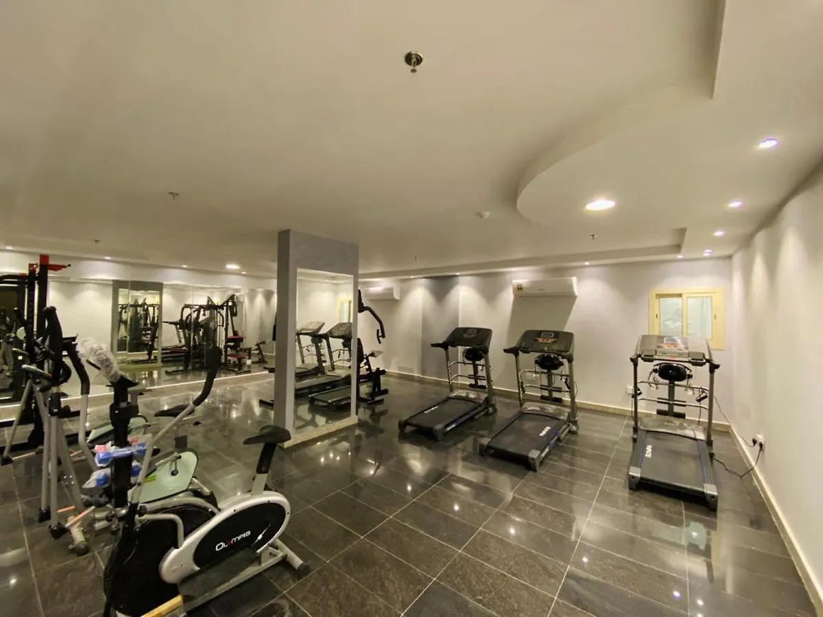 Y Platinum Hotel Medína