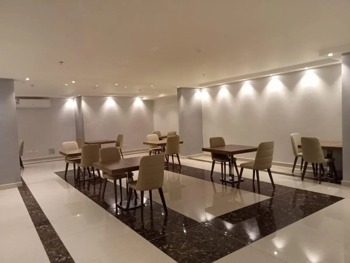 **  Y Platinum Hotel Medína Saúdská Arábie