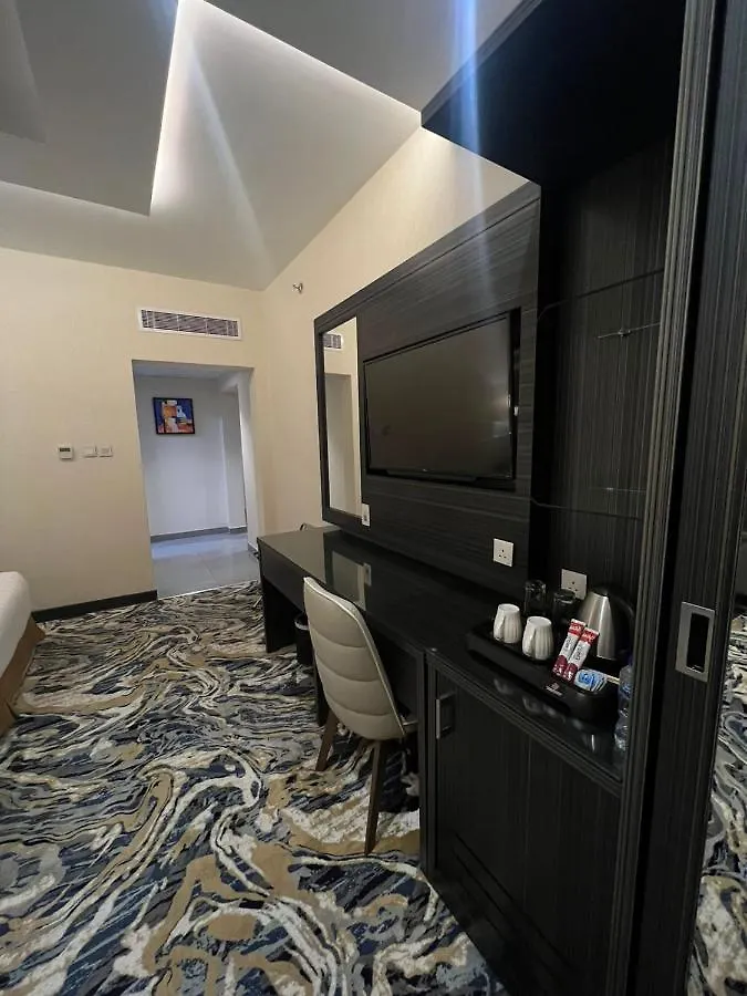 Y Platinum Hotel Medína